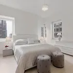 Midtown 5 Bedroom Luxury Penthouse, 2,500 Sq Ft, Sleeps 10, Manhattan, Vip Services