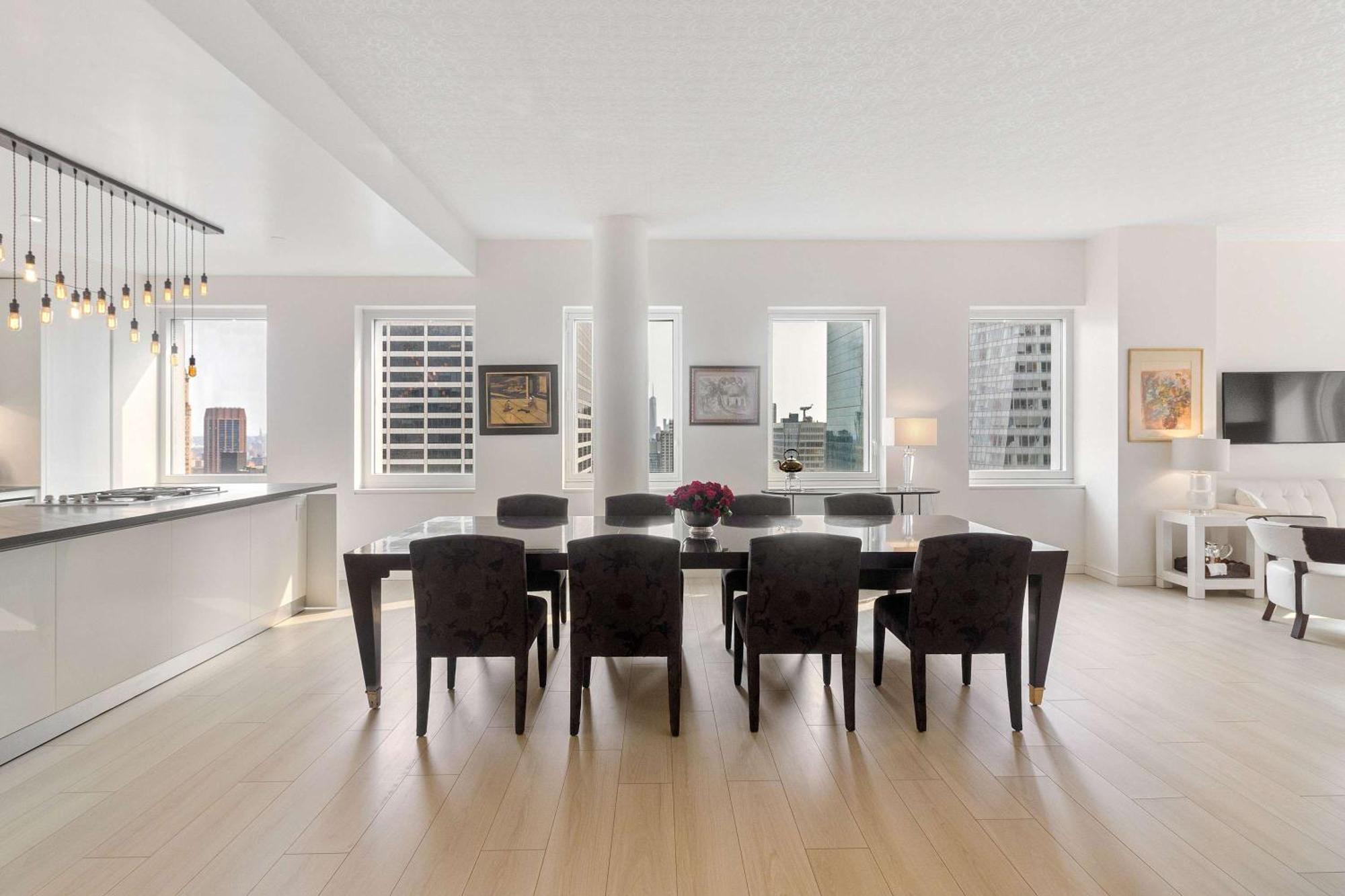 Midtown 5 Bedroom Luxury Penthouse, 2,500 Sq Ft, Sleeps 10, Manhattan, Vip Services *